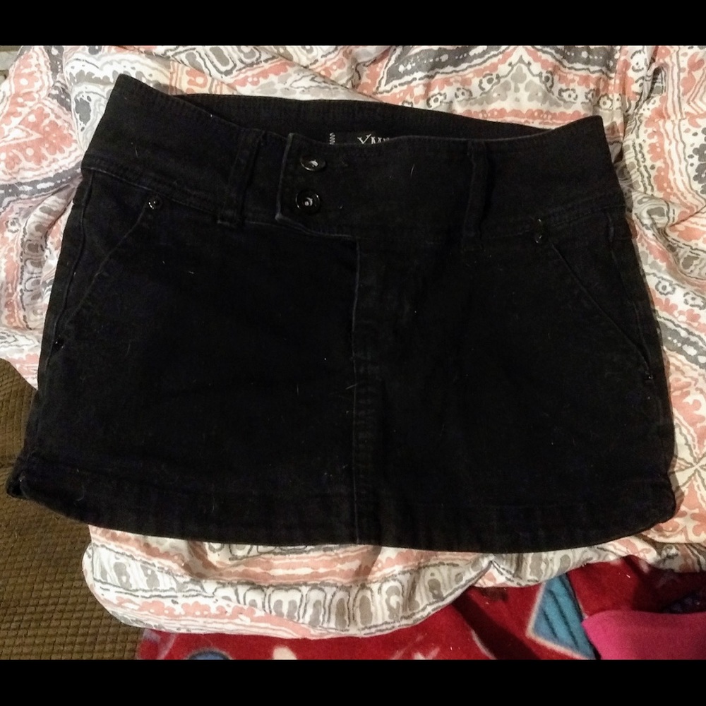 Black mini skirt